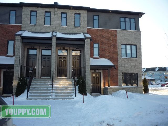 condo-for-sale:Chomedey